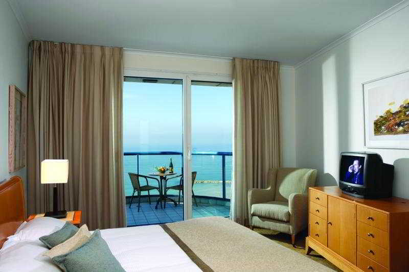 Sea Tower By Isrotel Design เทลอาวีฟ ห้อง รูปภาพ